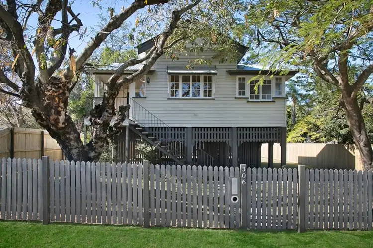 306 Fairfield Road, Yeronga QLD 4104