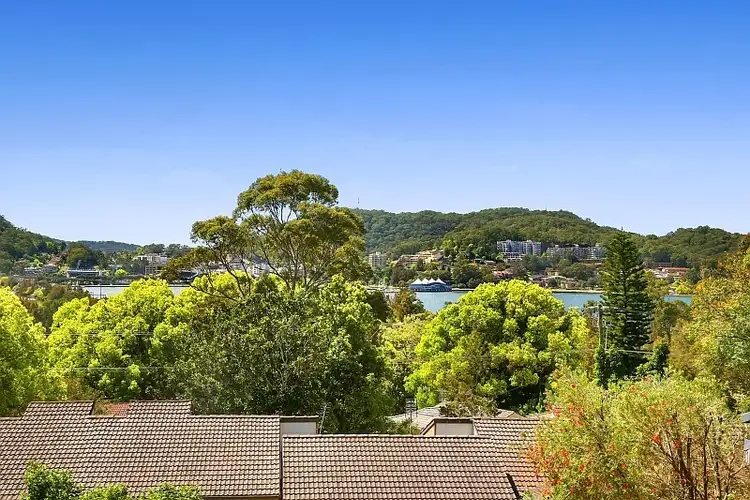 Fifth view of Homely villa listing, 8/31 Fiona Street, Point Clare NSW 2250