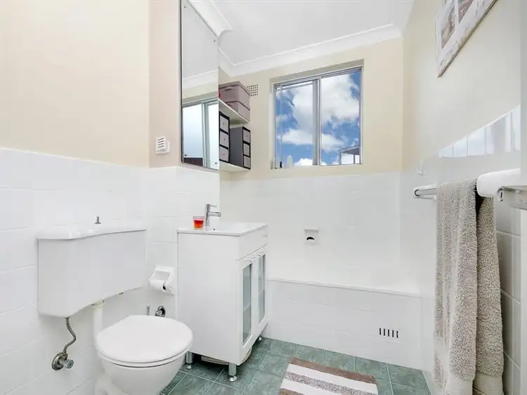 Fifth view of Homely unit listing, 11/6 Corrimal Street, Wollongong NSW 2500