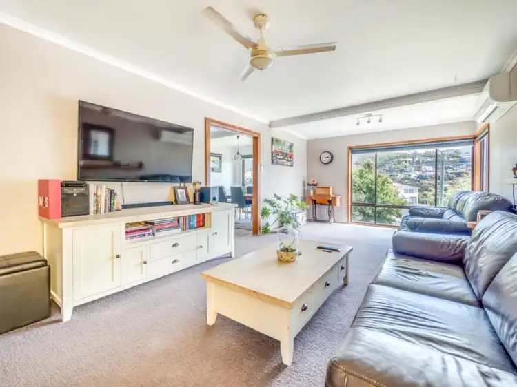 30 Devines Road
