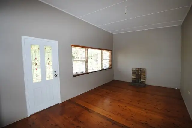 Second view of Homely house listing, 8 Edward Street, Vincentia NSW 2540