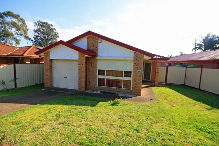 31 Hydrangea Place, Macquarie Fields NSW 2564