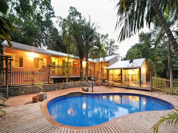267 Sugarloaf Road, Sugarloaf QLD 4800