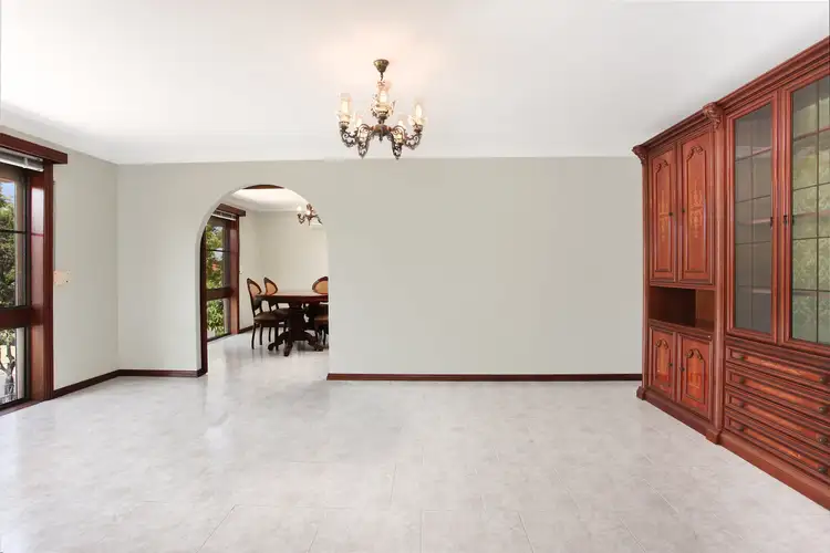 Fifth view of Homely house listing, 2 Jefferies Place, Prairiewood NSW 2176