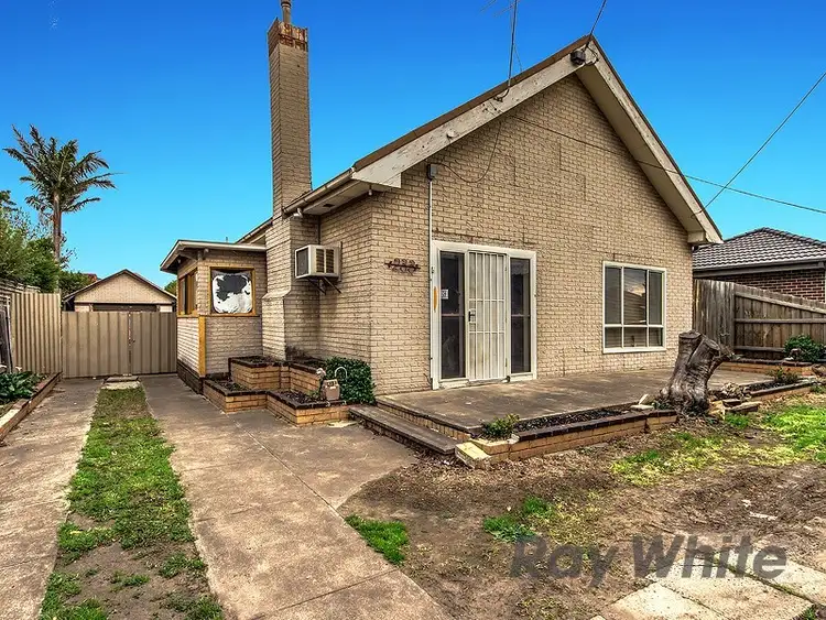 233 Main Road West, St Albans VIC 3021