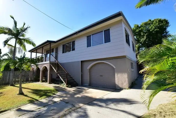 24 Bauhinia Street, Kin Kora QLD 4680