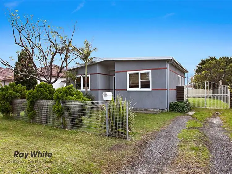 13 Edward Street, Barrack Heights NSW 2528
