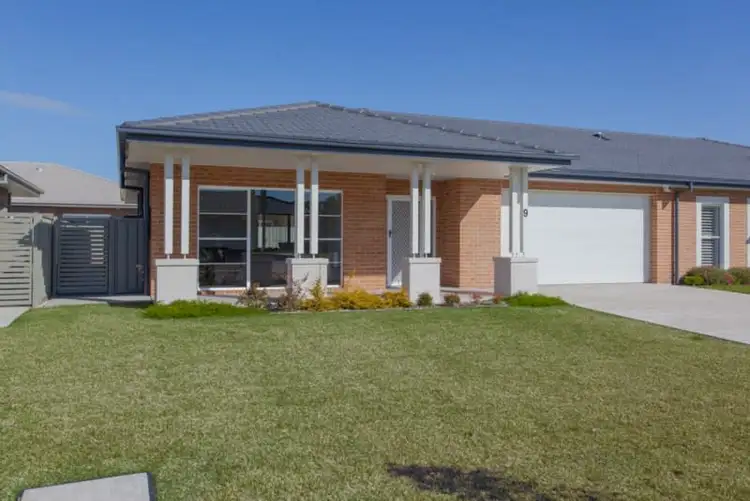Third view of Homely house listing, 6 Oriole Place, Fullerton Cove NSW 2318