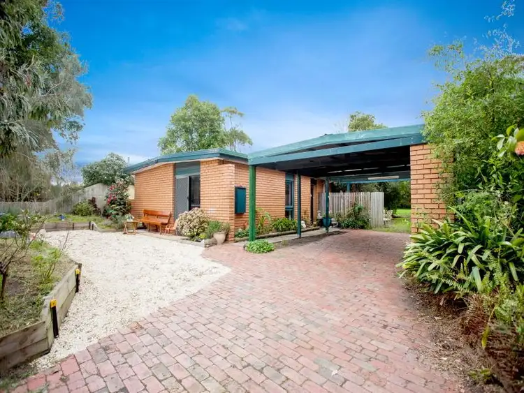 Main view of Homely house listing, 10 Glazebury Court, Langwarrin VIC 3910