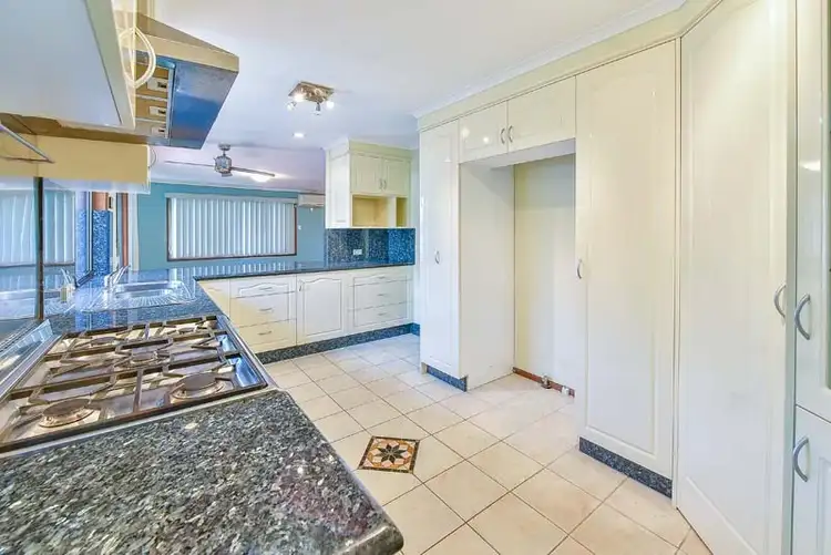 Fourth view of Homely house listing, 3 Squeers Place, Ambarvale NSW 2560