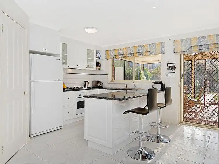 Fifth view of Homely house listing, 33 Island Place, Mill Park VIC 3082