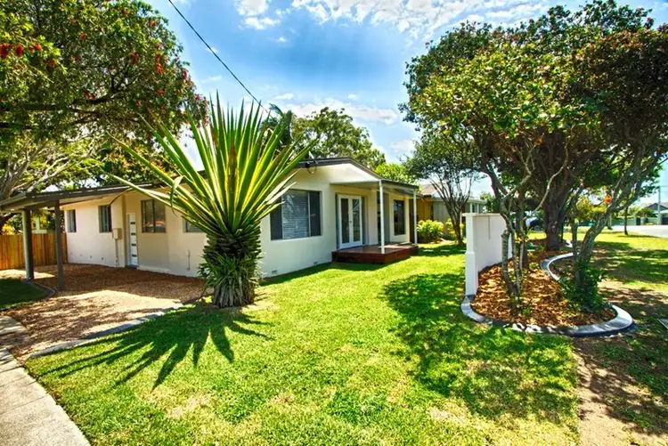 1/1 Jippi Avenue, Southport QLD 4215