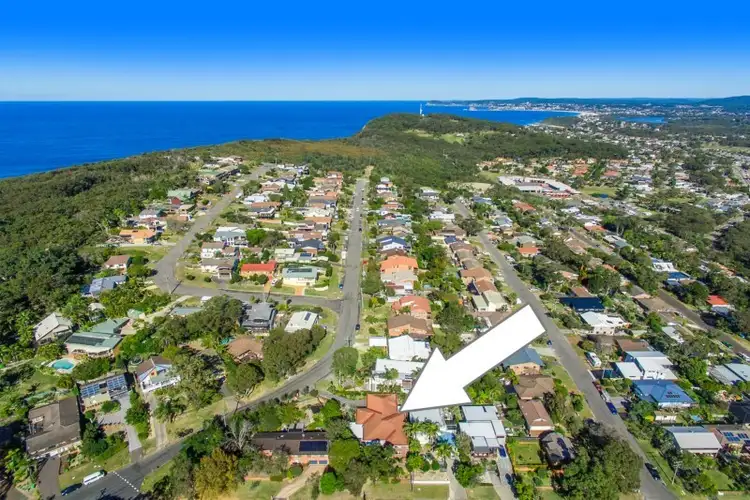 Fourth view of Homely house listing, 29 Shakespeare Avenue, Bateau Bay NSW 2261