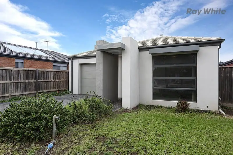 Main view of Homely house listing, 10 Alice Way, Tarneit VIC 3029