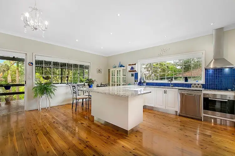 40 Ulolo Avenue, Hornsby Heights NSW 2077