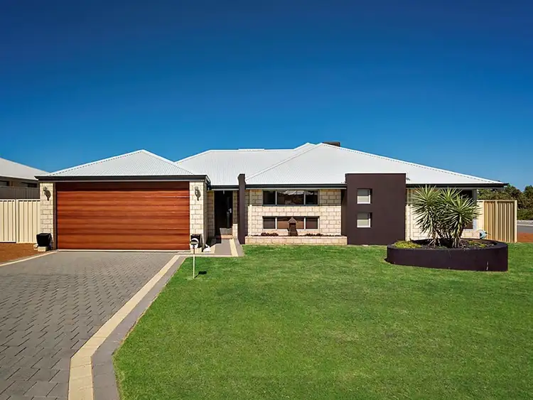 2 Essie Street, Wandina WA 6530