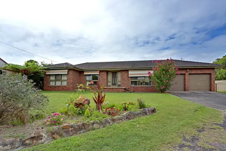 5 Robyn Lane, Bateau Bay NSW 2261