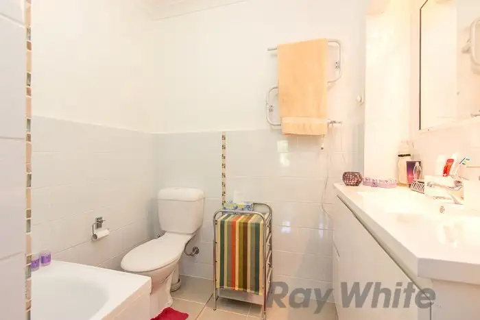 Fourth view of Homely house listing, 5 Sacramento Avenue, Macquarie Hills NSW 2285