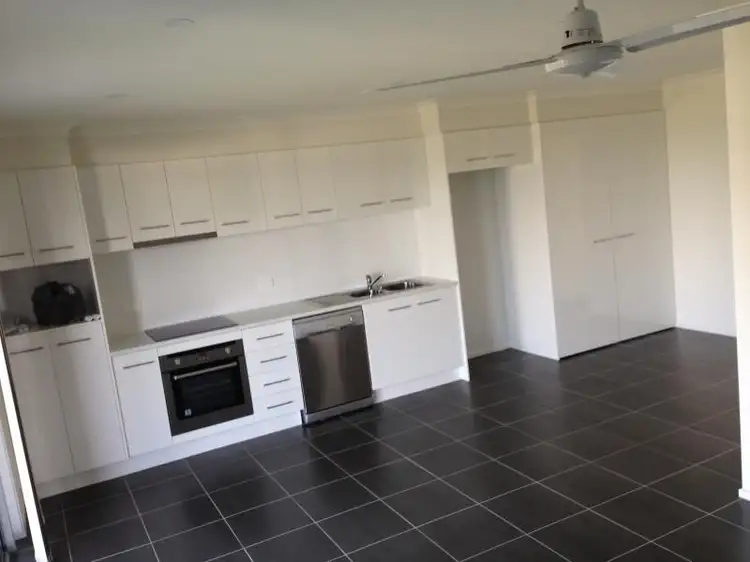 Fourth view of Homely house listing, 2/106 Whitmore Crescent, Goodna QLD 4300