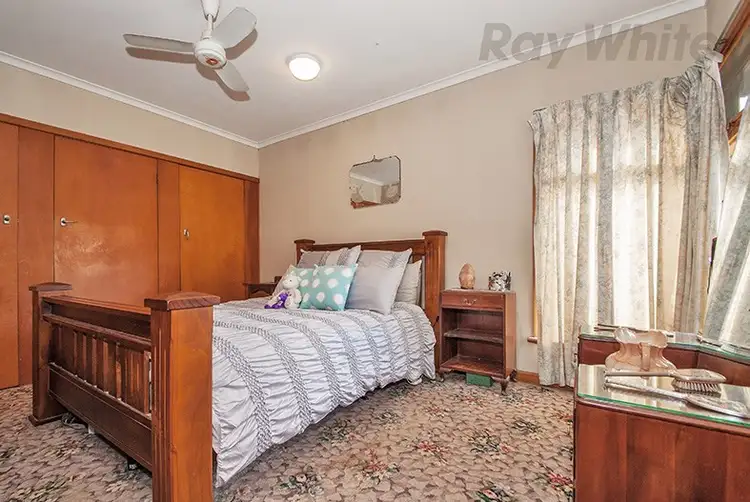 Fourth view of Homely house listing, 25 DIXON Avenue, Croydon VIC 3136