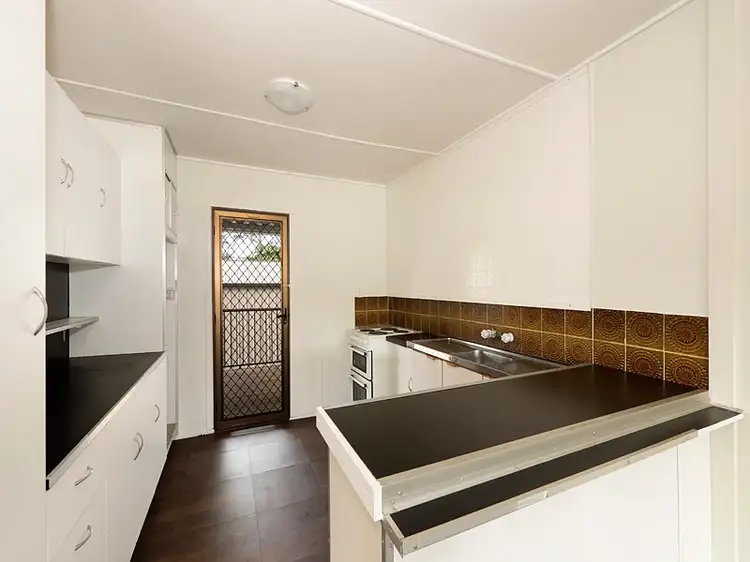 Second view of Homely house listing, 7 Yurugu Street, Woodridge QLD 4114