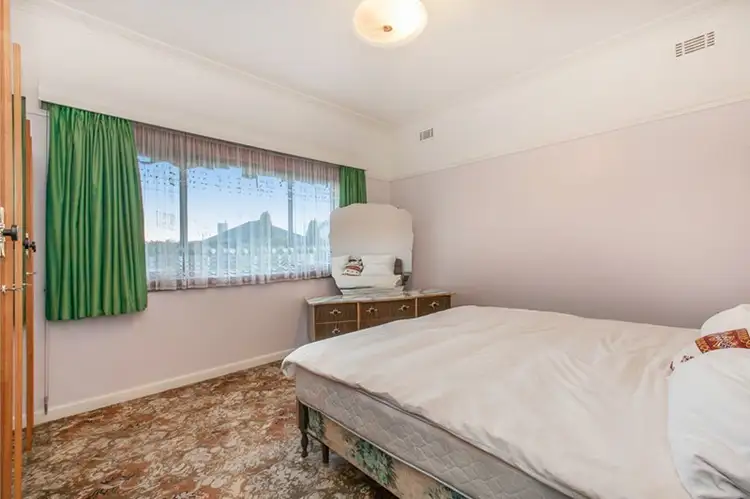 Fifth view of Homely house listing, 6 Emerald Street, Preston VIC 3072