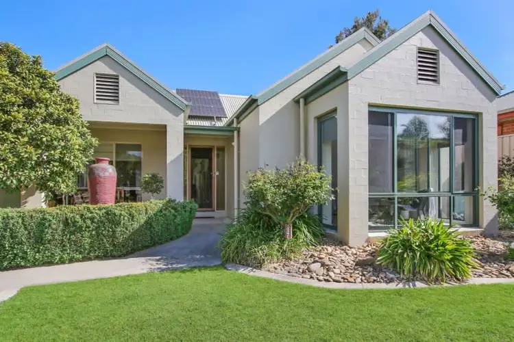 13 Avondale Drive, Wodonga VIC 3690