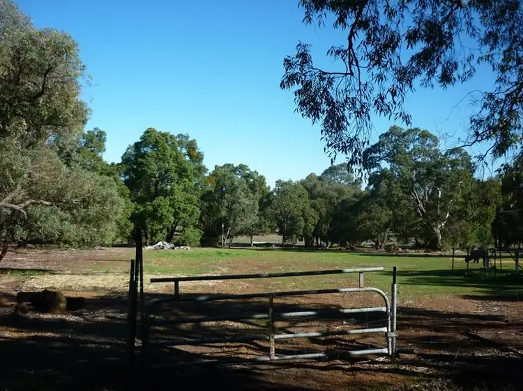 Fifth view of Homely house listing, 16 Egret Place, Chittering WA 6084