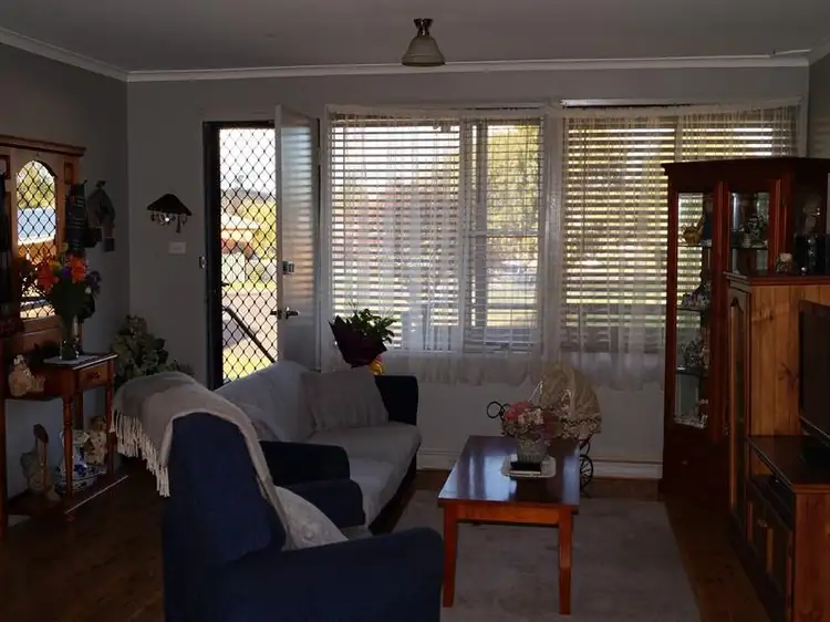 Second view of Homely house listing, 6 Noreen Place, Orange NSW 2800