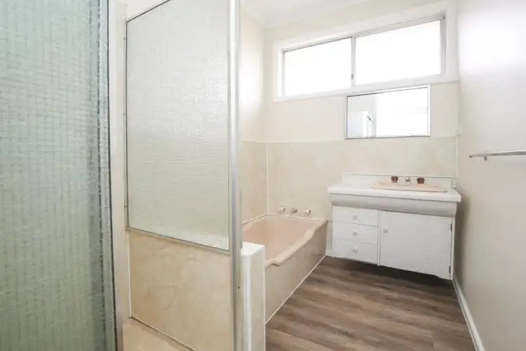 Seventh view of Homely house listing, 30 Dacelo Avenue, Red Cliffs VIC 3496