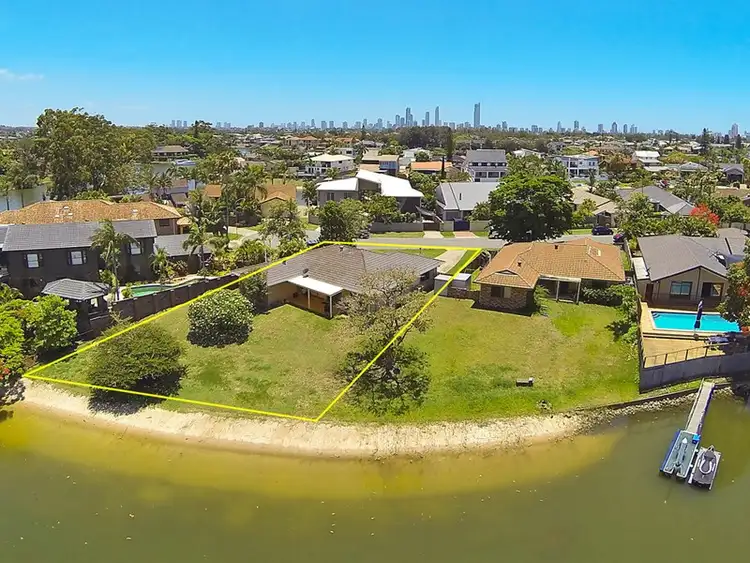 10 Nootka Court, Broadbeach Waters QLD 4218