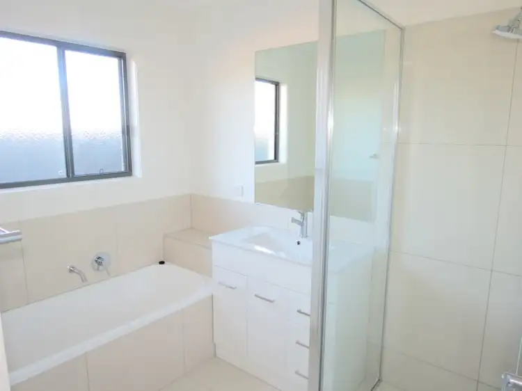 Fifth view of Homely house listing, 9 Epsom Place, Emerald QLD 4720