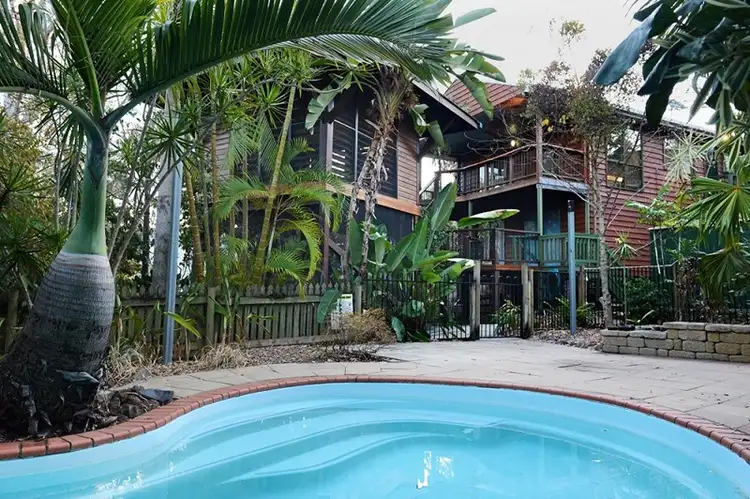 16 Macarthur Drive, Cannonvale QLD 4802