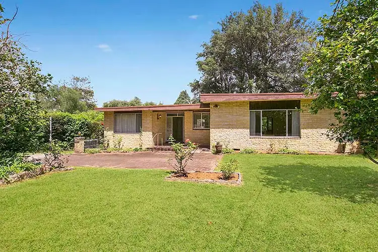 242 Bobbin Head Road, Turramurra NSW 2074