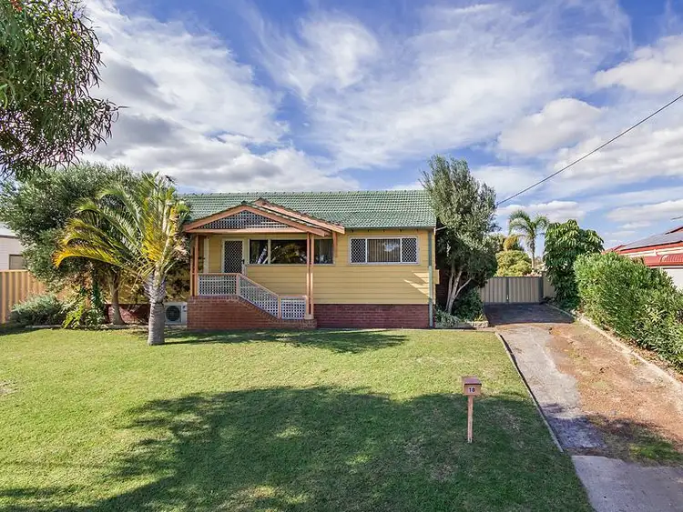 18 McKenzie Road, Shoalwater WA 6169