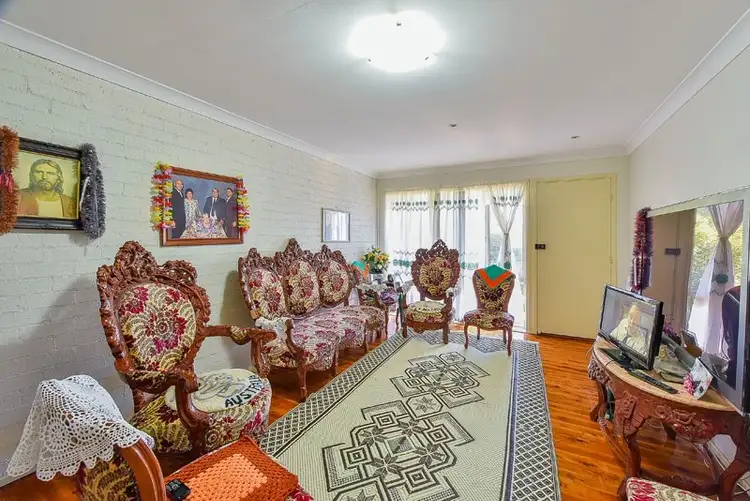 Second view of Homely villa listing, 9/5 Robin Place, Ingleburn NSW 2565