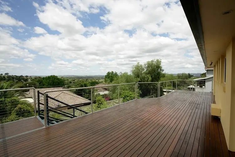 3 Andrews Avenue, Wagga Wagga NSW 2650