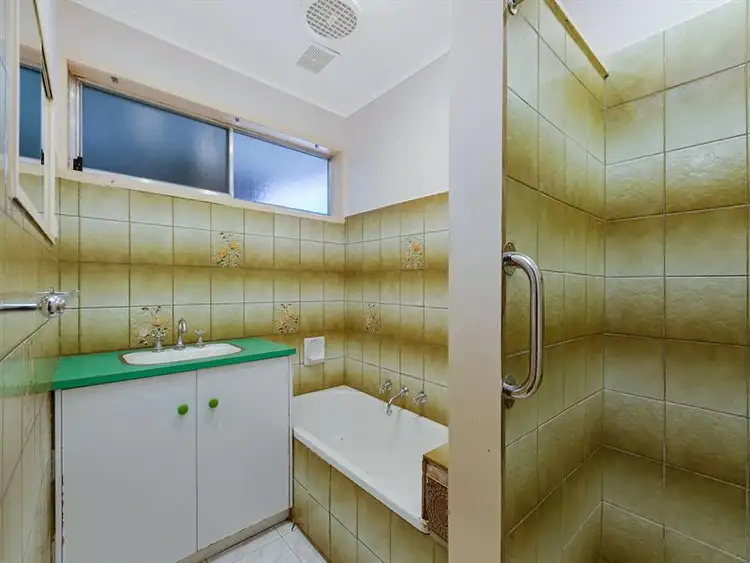 Seventh view of Homely house listing, 19 Kalara Close, Lalor VIC 3075