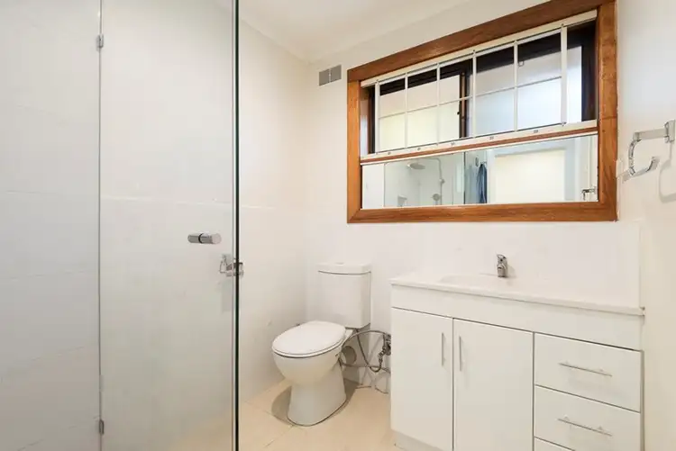 Seventh view of Homely house listing, 677 Warrigal Road, Bentleigh East VIC 3165