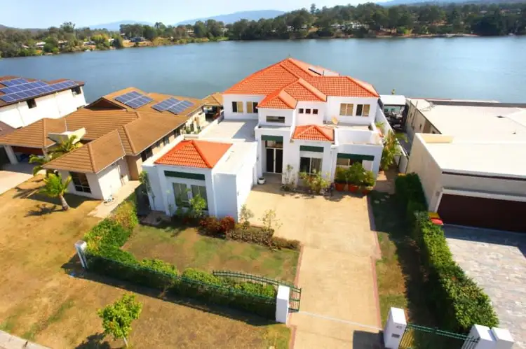 45 Brittany Drive, Oxenford QLD 4210