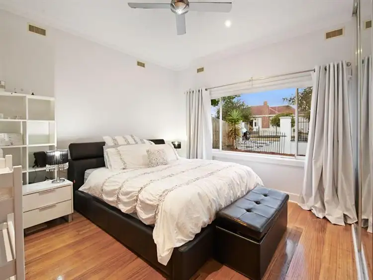 Fifth view of Homely house listing, 8 Ross Street, Huntingdale VIC 3166