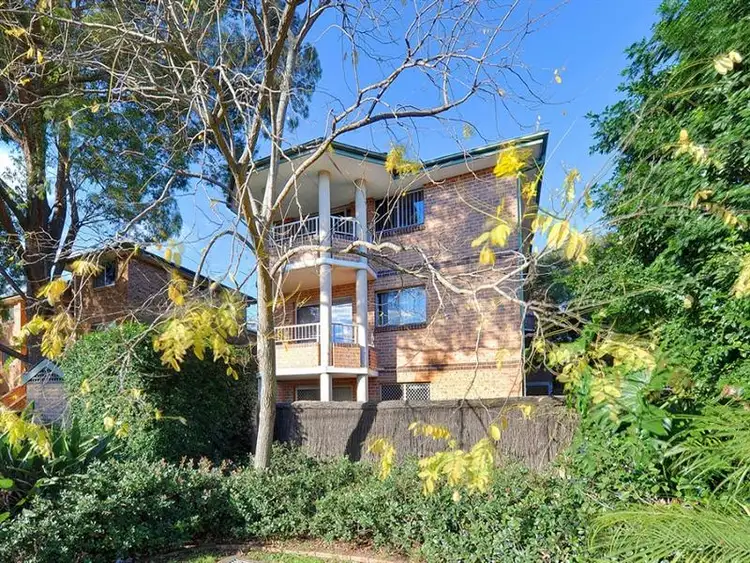 3/62 Hunter Street, Hornsby NSW 2077