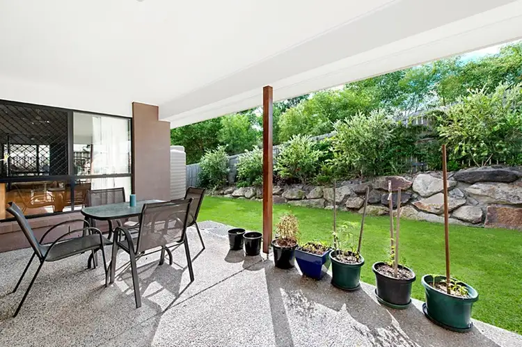 30 Rise Circuit, Pacific Pines QLD 4211