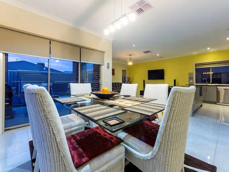 Seventh view of Homely house listing, 6 Reginato Court, Tarneit VIC 3029