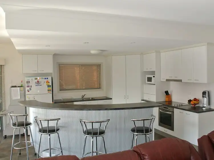 Fourth view of Homely house listing, 8 Barrowman Drive, Kingston Se SA 5275