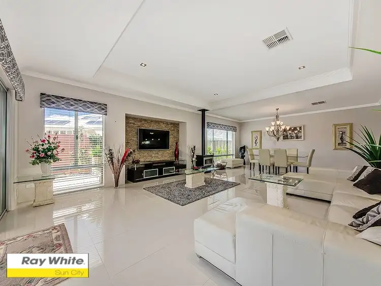 40 Tinsel Street, Yanchep WA 6035