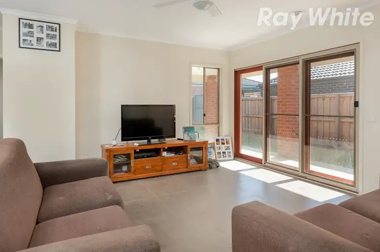 Fifth view of Homely house listing, 10 Annac Avenue, Mernda VIC 3754