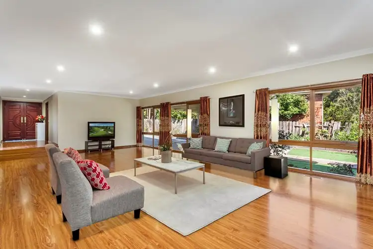 Fifth view of Homely house listing, 10 Parkville Place, Donvale VIC 3111