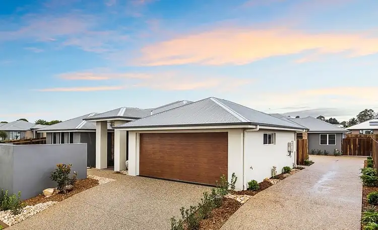 2/66 Calypso Crescent, Middle Ridge QLD 4350