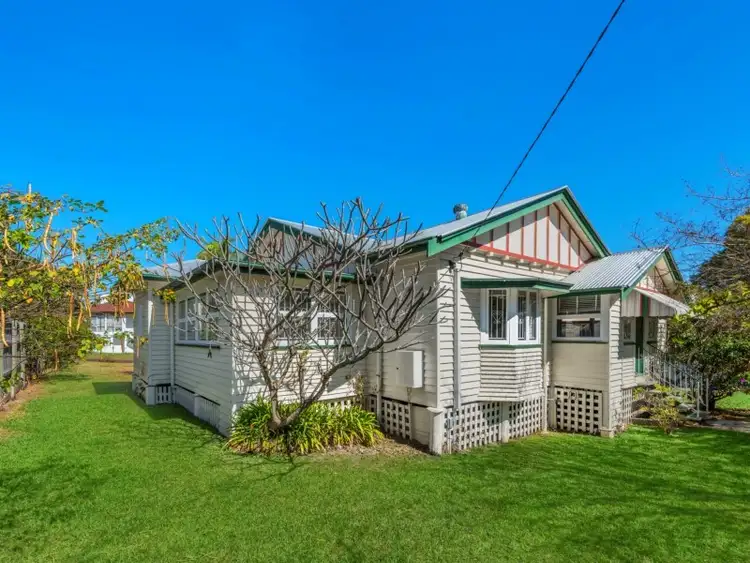 62 Alderley Avenue, Alderley QLD 4051